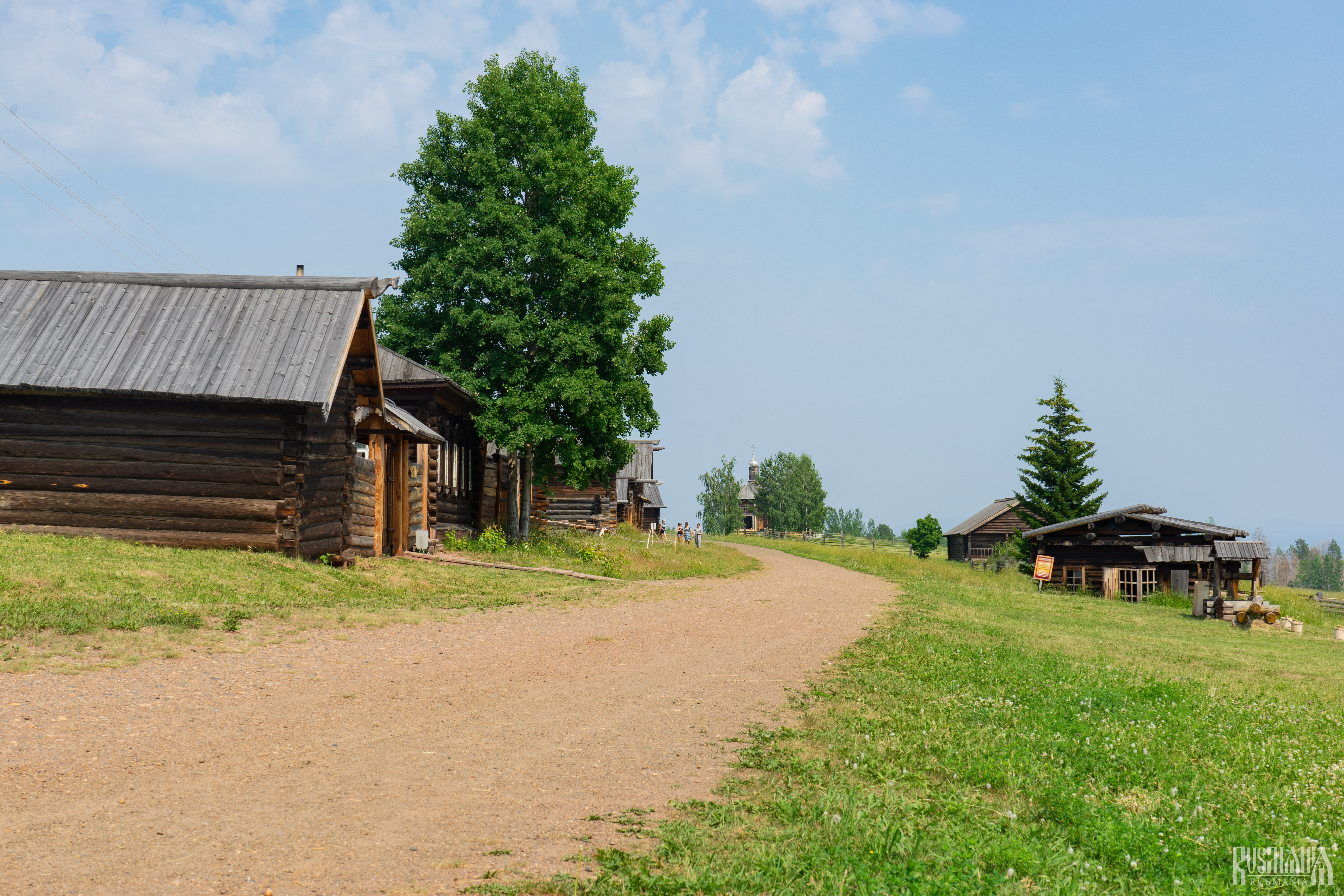 Uxlayotganlarni erkalaydi